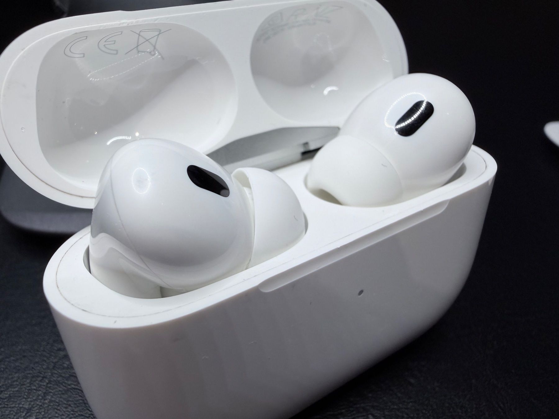 Apple Kopfhörer: Airpods Pro 2. Generation – Gebraucht aus Ehrendingen von Zam321 1