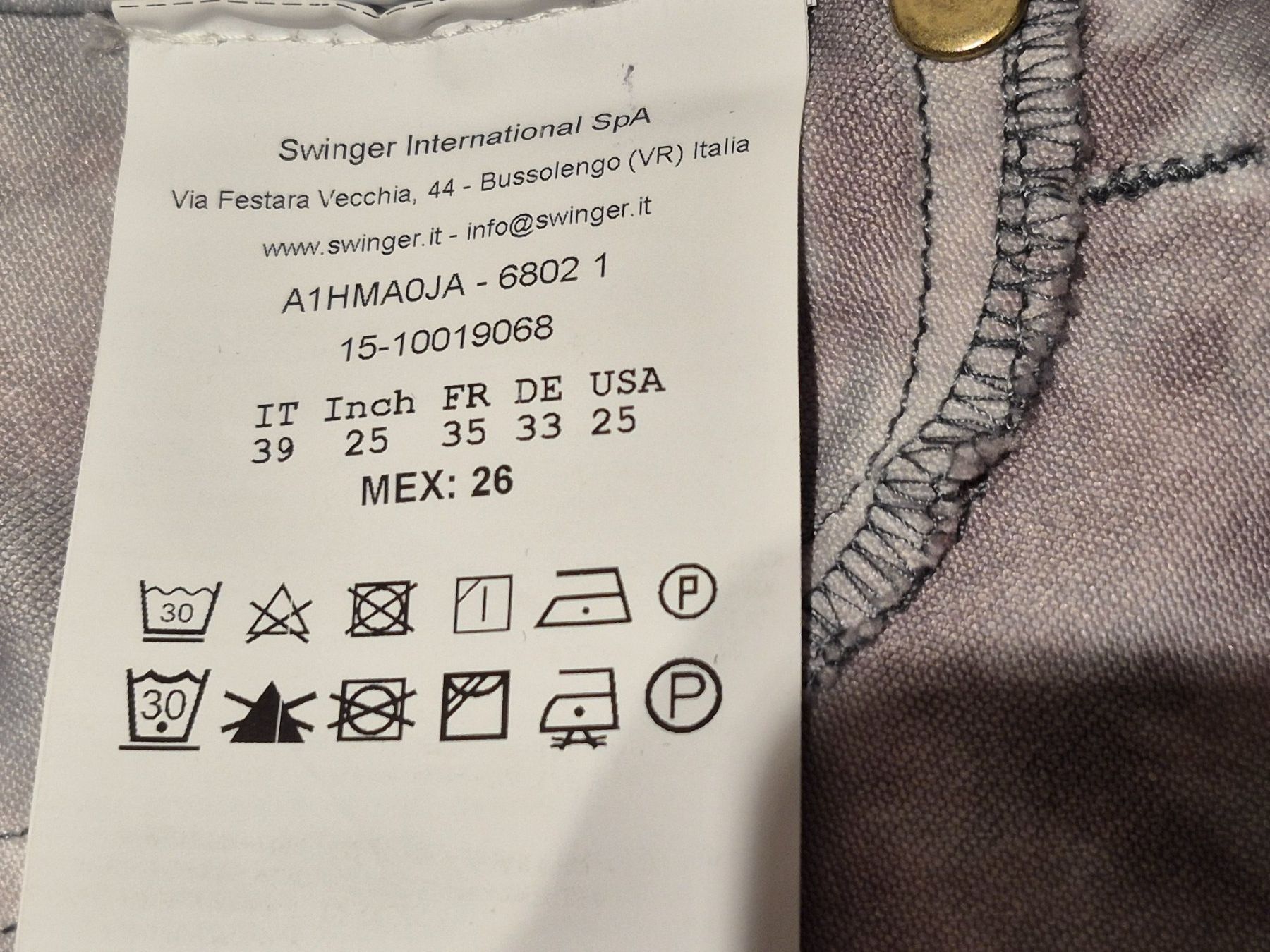 Versace Pantaloni: Neue Versace Jeans, Grösse 33, Batikmuster, Top! – Nuovo (secondo la descrizione) da Zürich venduto da Roberto040 6