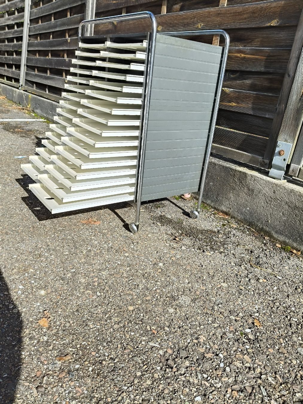 Banconi: Bürokorpus Trolley Rollmöbel Schubladenstock – Usato da Zwingen venduto da inf_2blh 3