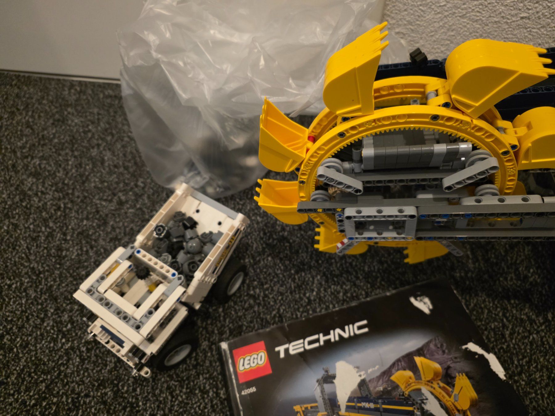 Technics Kit di costruzioni: Lego Technic Schaufelradbagger 42055 – Usato da Seuzach venduto da Tadpeyn 2