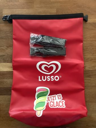Drybag Lusso rot mit Tragegurten neu und unbenutzt