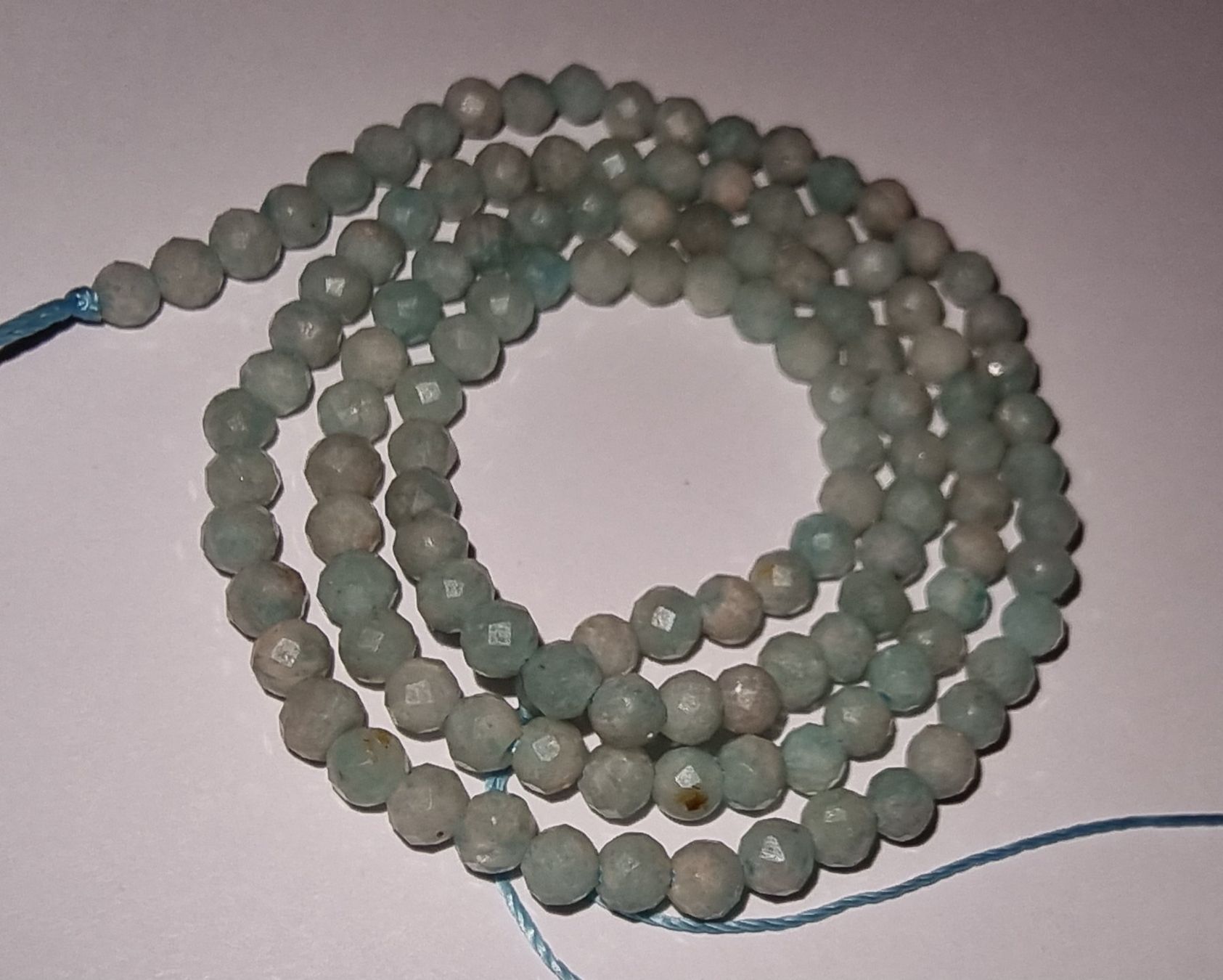 Pietre preziose: Amazonit facettiert 3mm. Strang – Nuovo e nell'imballaggio originale da Menziken venduto da Mirager 2