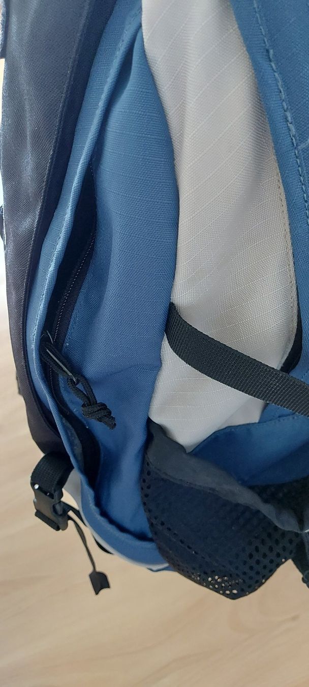 Zaini: Big Bear Trekking Rucksack / Wanderrucksack 30.l – Usato da Rotkreuz venduto da keerthdi 6