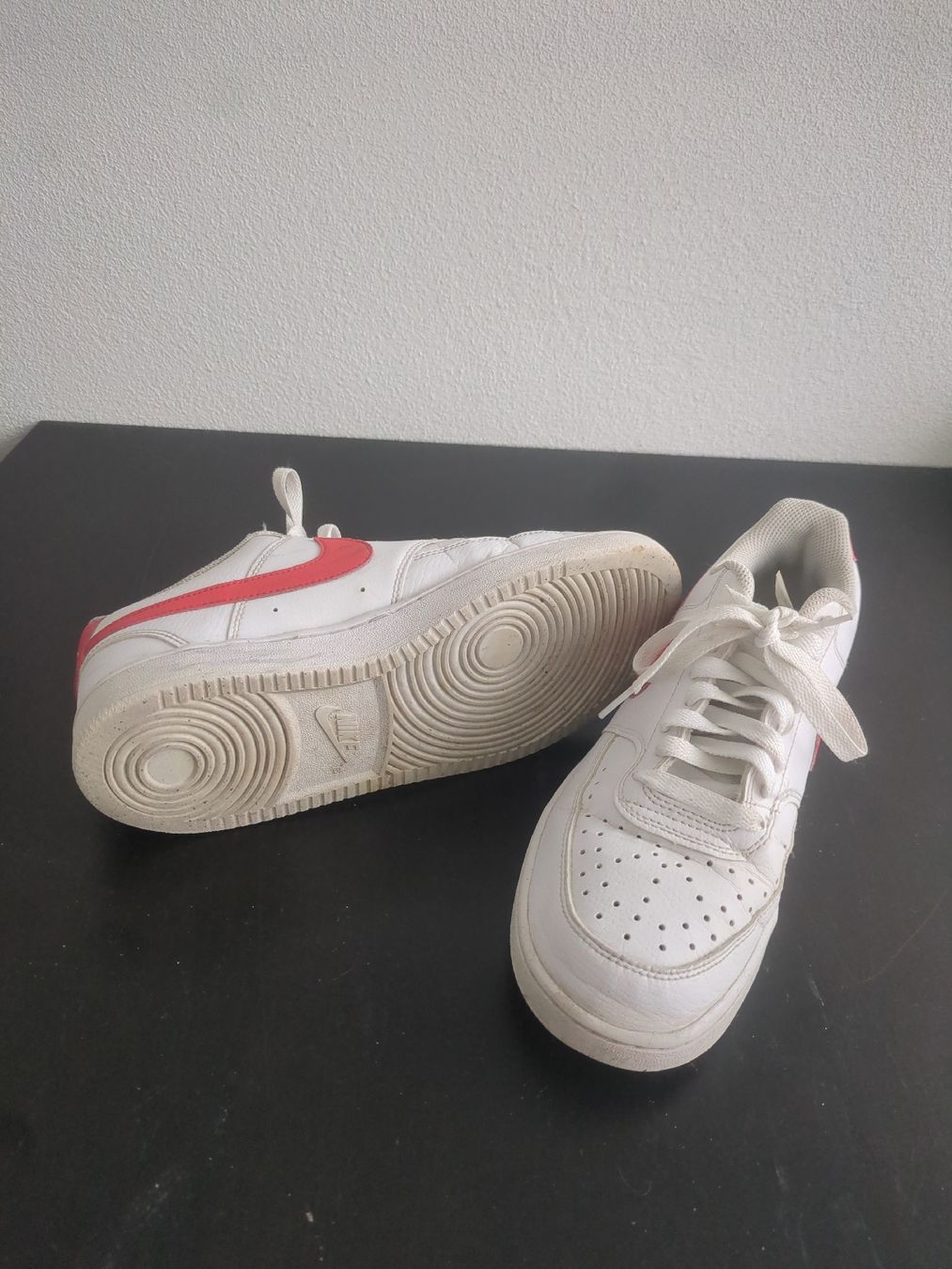 Nike Herrenschuhe: Nike Low Sneaker, Grösse 40,5 super Zustand – Gebraucht aus Altendorf von Madrilli 3