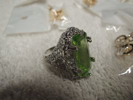 SILBER Damen Fingerring mit grünem Stein (925 Stempel)