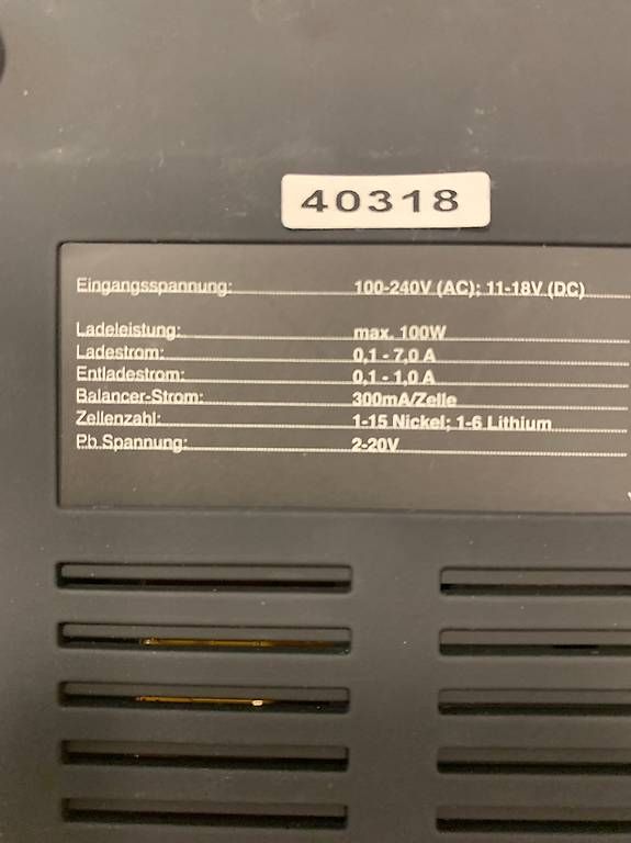 Akkus, Ladegeräte & Netzgeräte: Ladegerät Yuki Model Karate Nighthawk B6 AC/DC 100W 7A – Gebraucht aus Felsberg von Tigi00