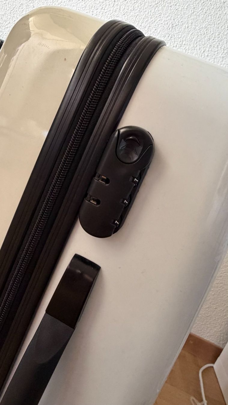 Reisekoffer: Valise rigide Leonardo 59 cm, bon état – Gebraucht aus Genève von dkr_j29m 6