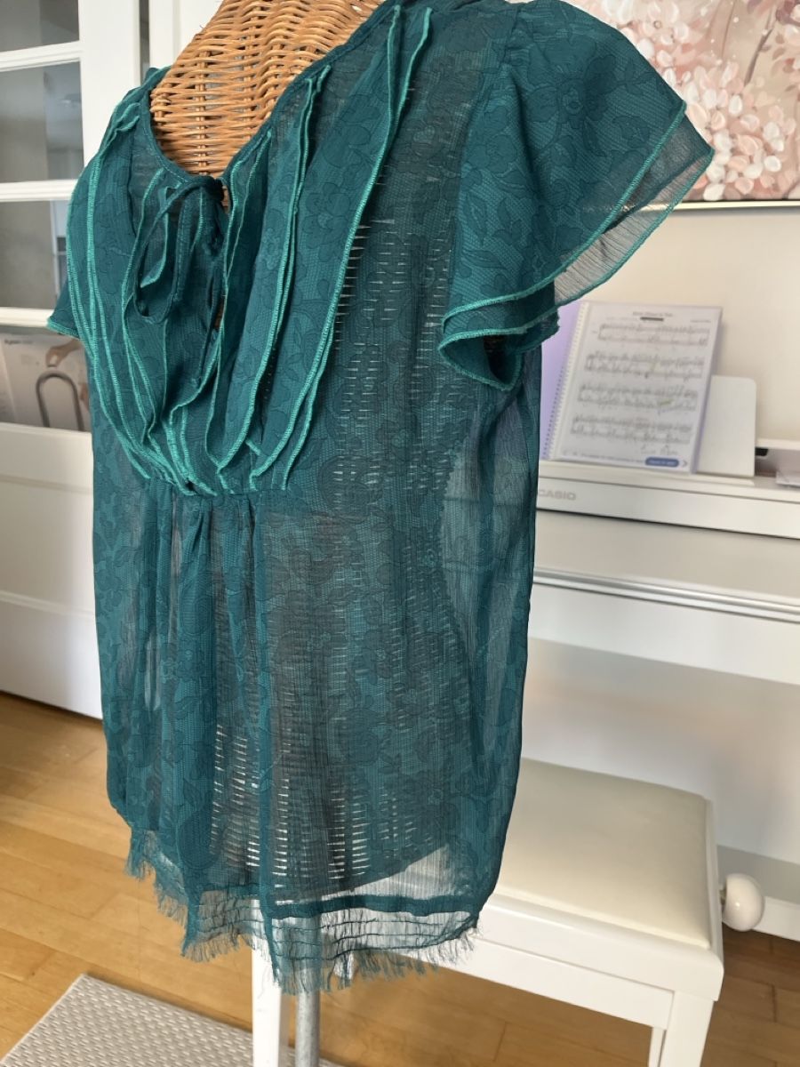 Blusen: Bluse mit Rüschen, grün, 38 – Gebraucht aus Solothurn von Bobesch08 3