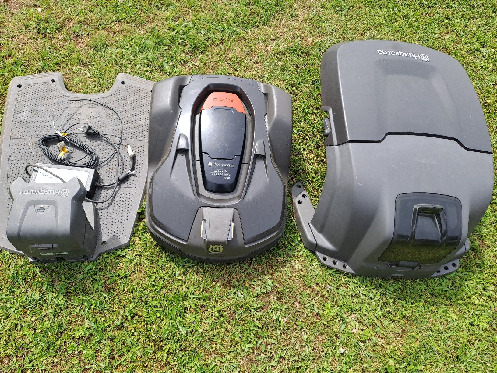 Husqvarna Tagliaerba: Automower Husqvarna 450x – Usato da Gossau SG venduto da MX450
