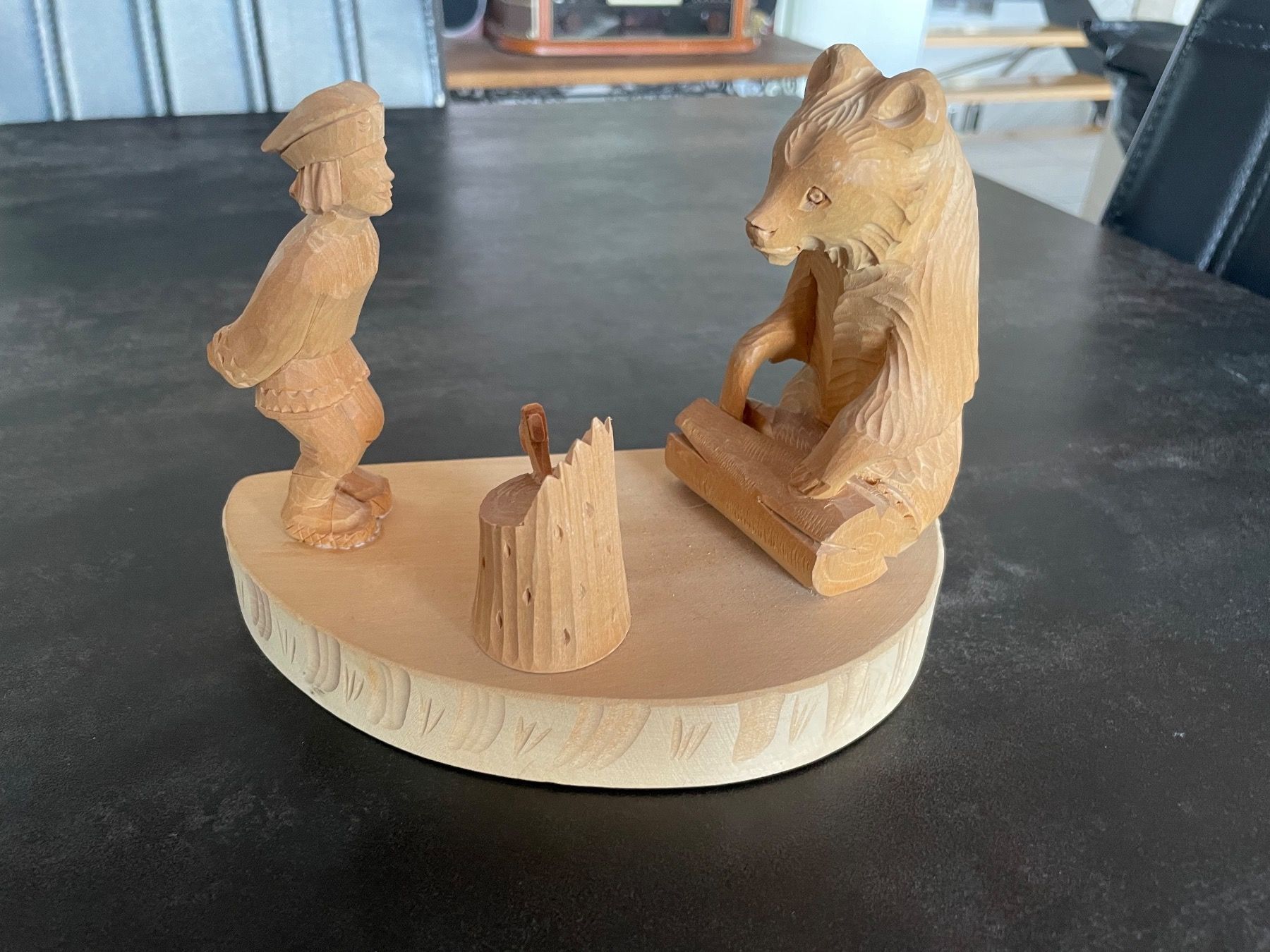 Figuren: Figurine Bûcheron Ours en Bois Sculpter – Gebraucht aus Vallamand von Bricbracbroc82