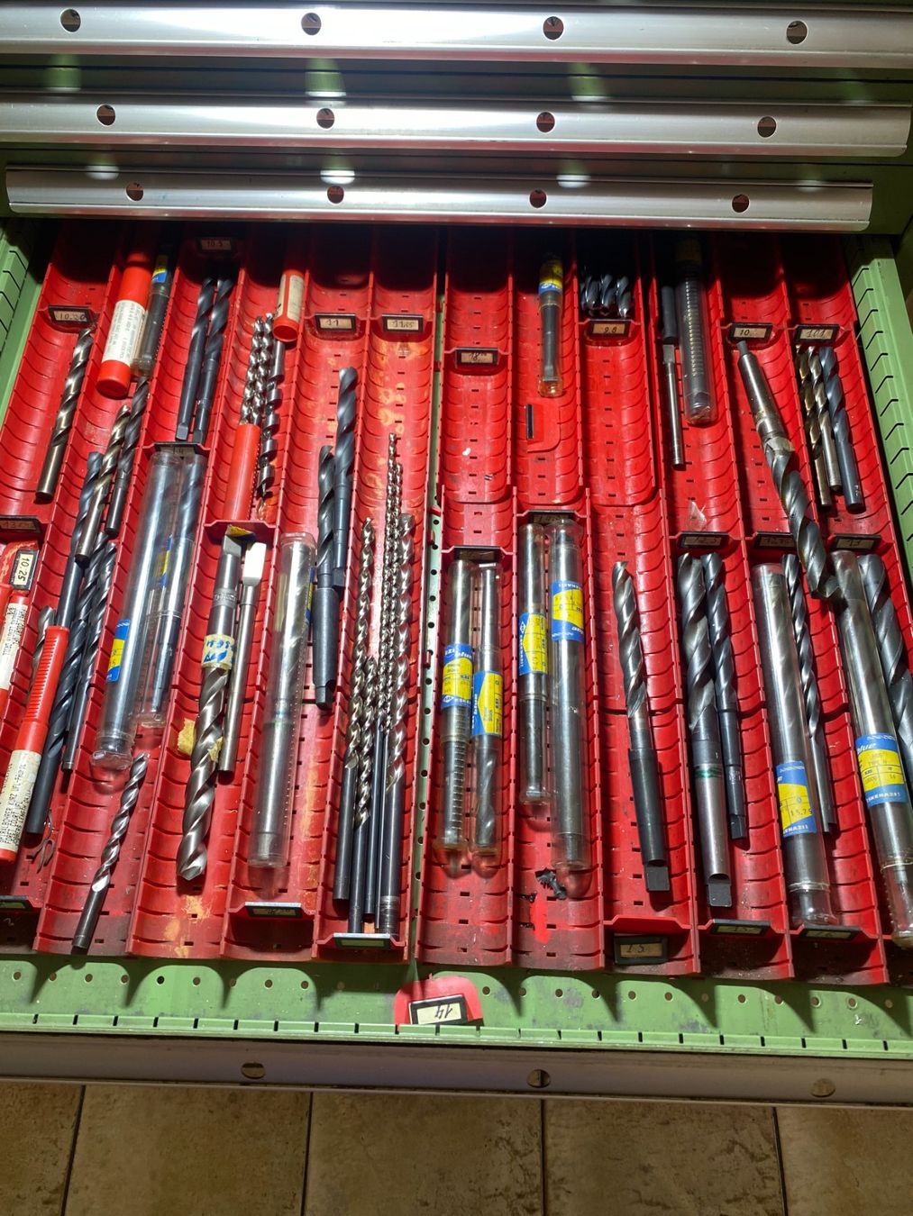 Tutti gli attrezzi: Forets  HSS    divers – Usato da Cortaillod venduto da cri_hw2g