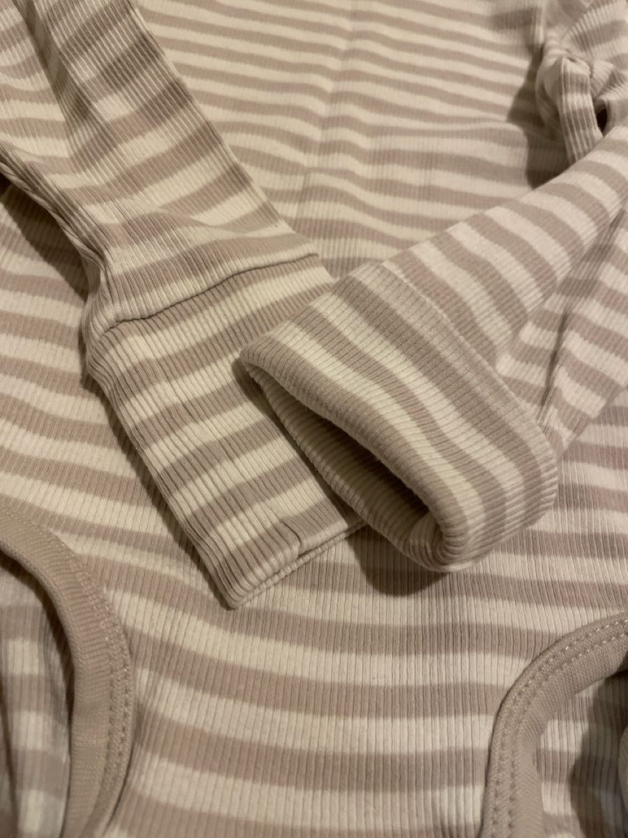 H&M Lotti & Set di vestiti: 2 Body langarm, Gr.74-80 – Usato da Chur venduto da ves_y5xm 3