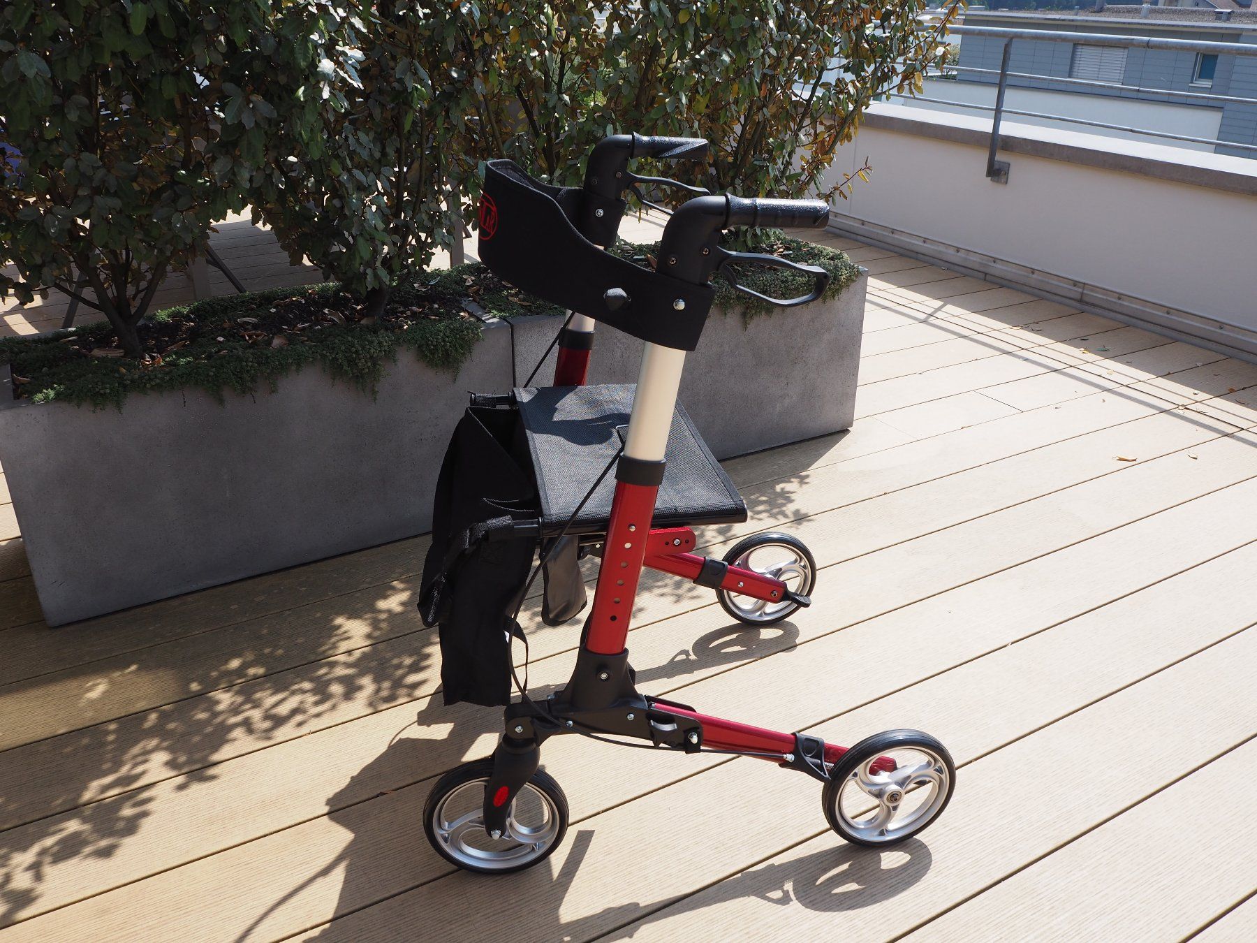 Aides à la marche: Antar Aluminium Rollator – D'occasion à Niederrohrdorf par Jaegermeister1 1