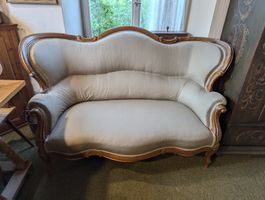 Elegantes Sofa / Kanapee im Antik-Stil