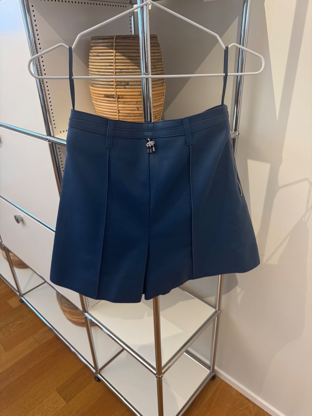 Hermès Hosen: HERMES LEDER SHORTS – Neu (gemäss Beschreibung) aus Schwyz von bofb
