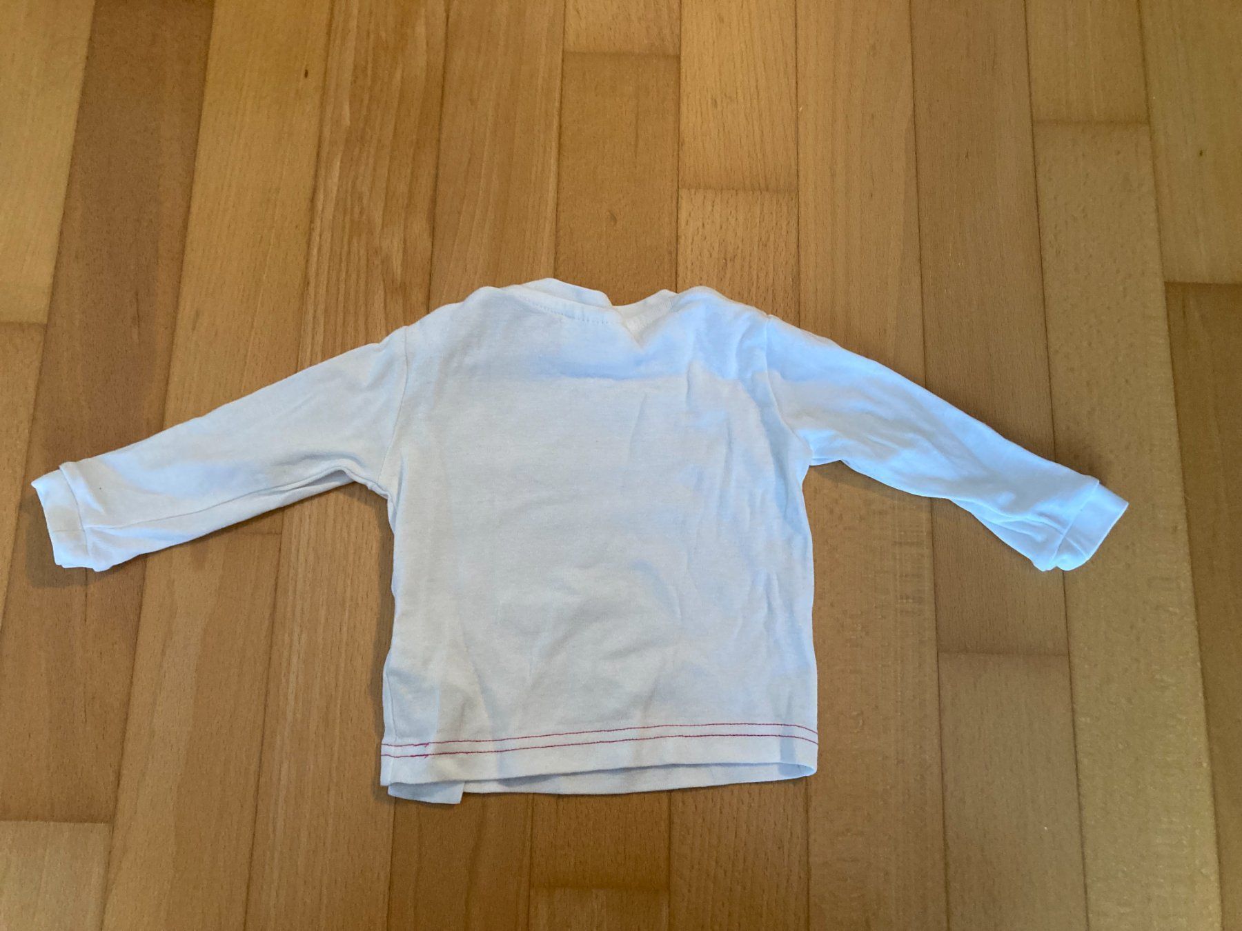 Lotti & Set di vestiti: Langarm T-Shirt und Hose – Usato da Muttenz venduto da Juvenile33 3