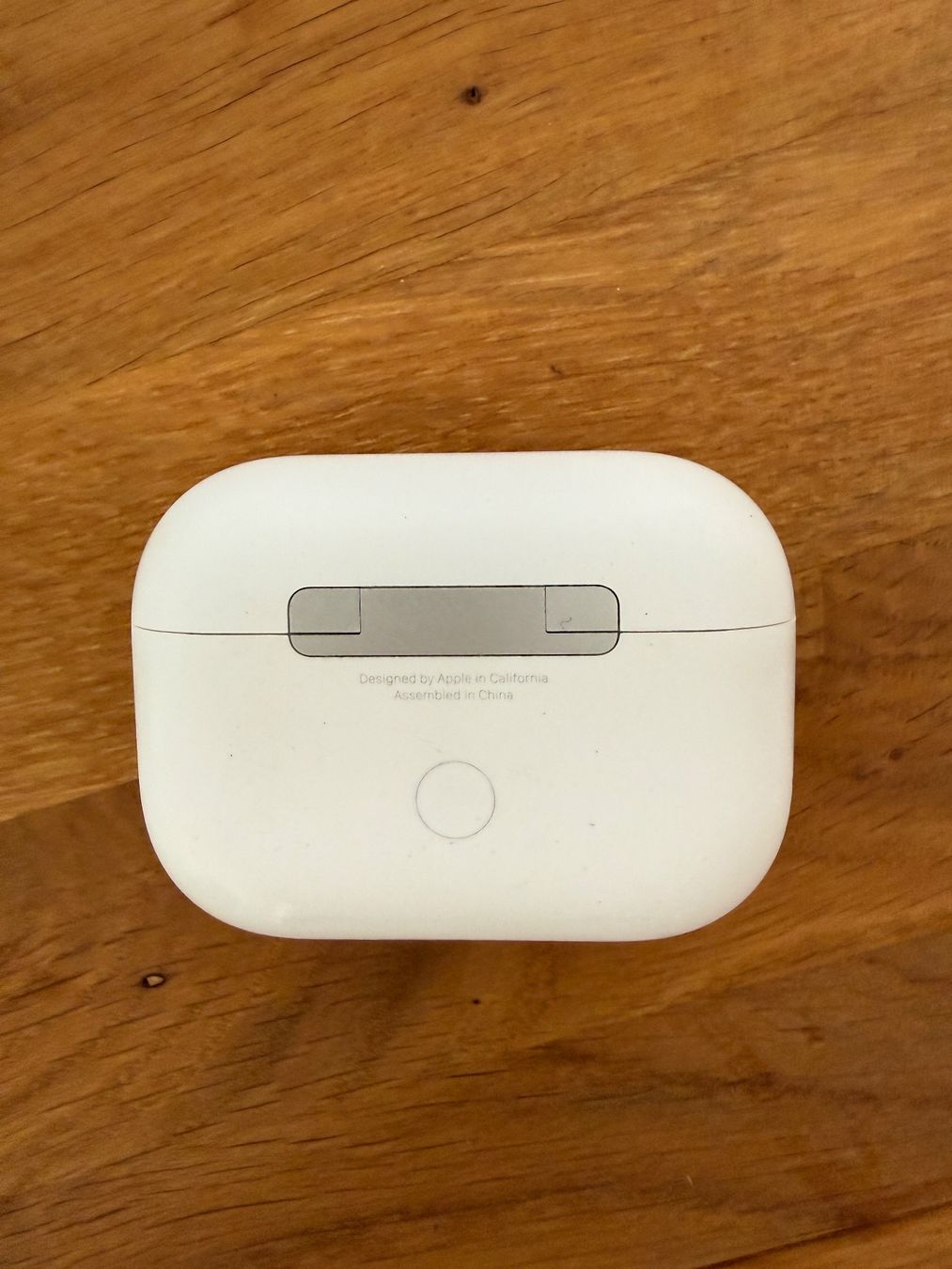 Apple Cuffie: APPLE AirPods Pro 2 Charging Case – Usato da Lausanne venduto da Nine1982 5