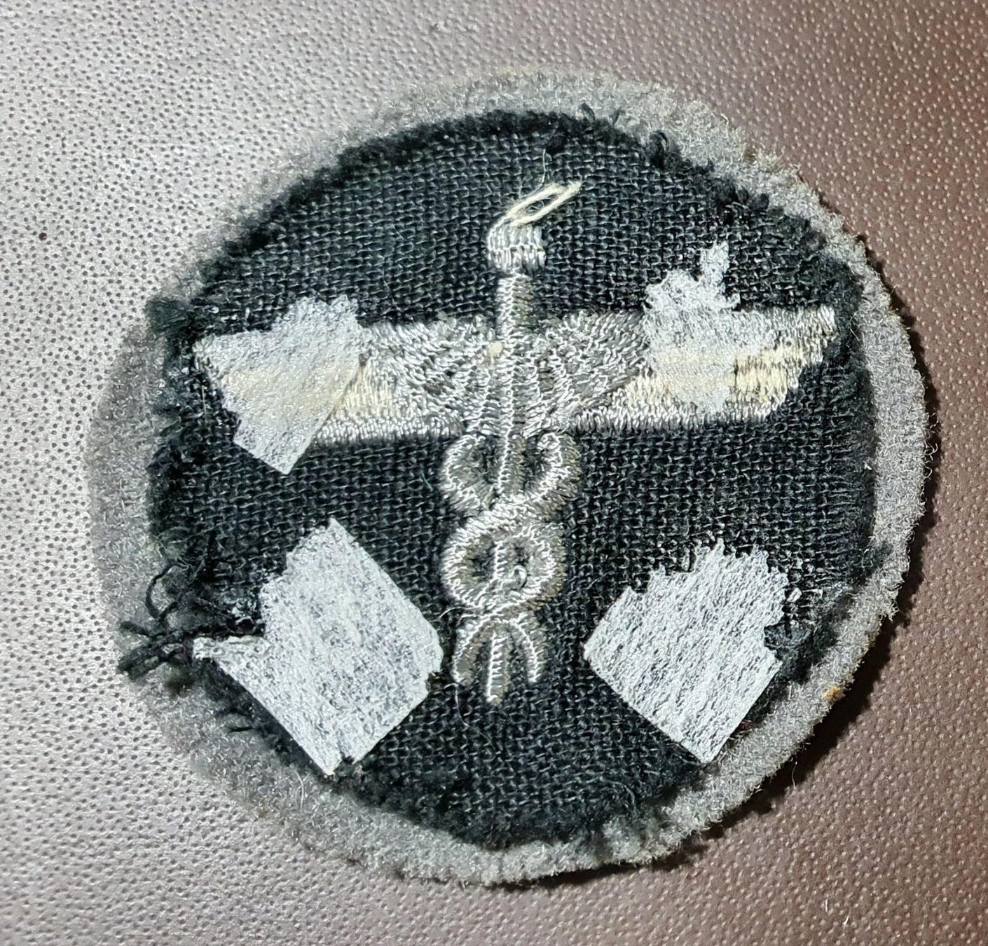 Placchette & Badge: X250 - Patch Abzeichen Feuwerwehr oder Militär Armee – Usato da Reinach BL venduto da Boston-Verkauf 1