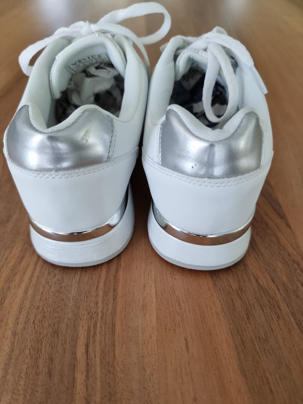 Scarpe da donna: Damen Sneaker – Usato da Widen venduto da kel_smm8 3