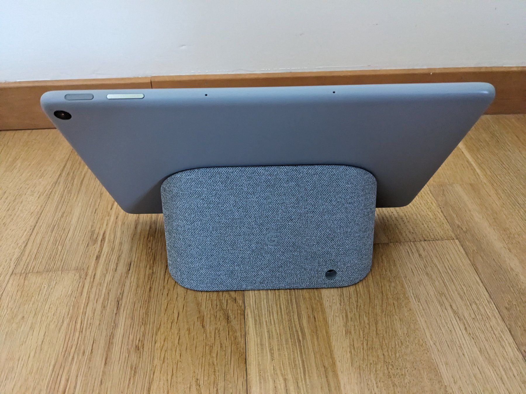 Tablettes PC: Google Pixel Tablet + speaker stand, charging cable, grey – D'occasion à Zürich par mis_dg88 3