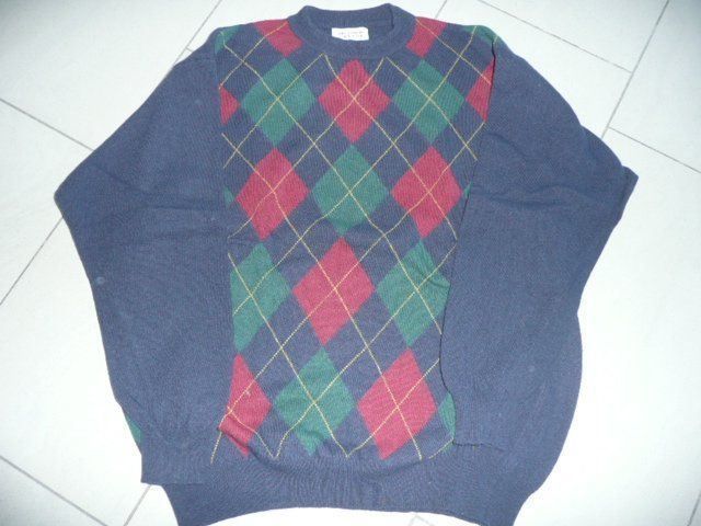 Benetton Maglioni & Felpe: Pullover Rumba von Benetton – Usato da Zug venduto da falama
