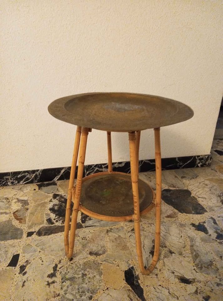 Tavoli: Petite table en bambous – Usato da Bienne venduto da Daniel_Schader