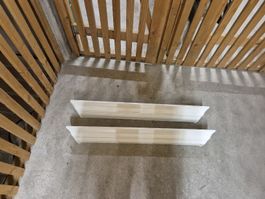 2 Stück Wandregal zum aufhängen aus Holz, weiss, Vintage Sti