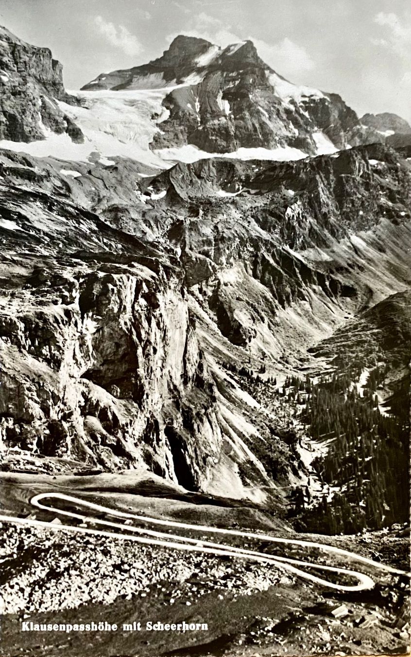 Ansichtskarten: Hotel Klausenpasshöhe mit Scheerhorn - Passstrasse – Gebraucht aus Root von ENGLAND-TREASURES 1
