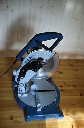 Seghe: Kapp & Gehrungssäge mit Laser Technic – Nuovo (secondo la descrizione) da Bleienbach venduto da Mineral_Antik57