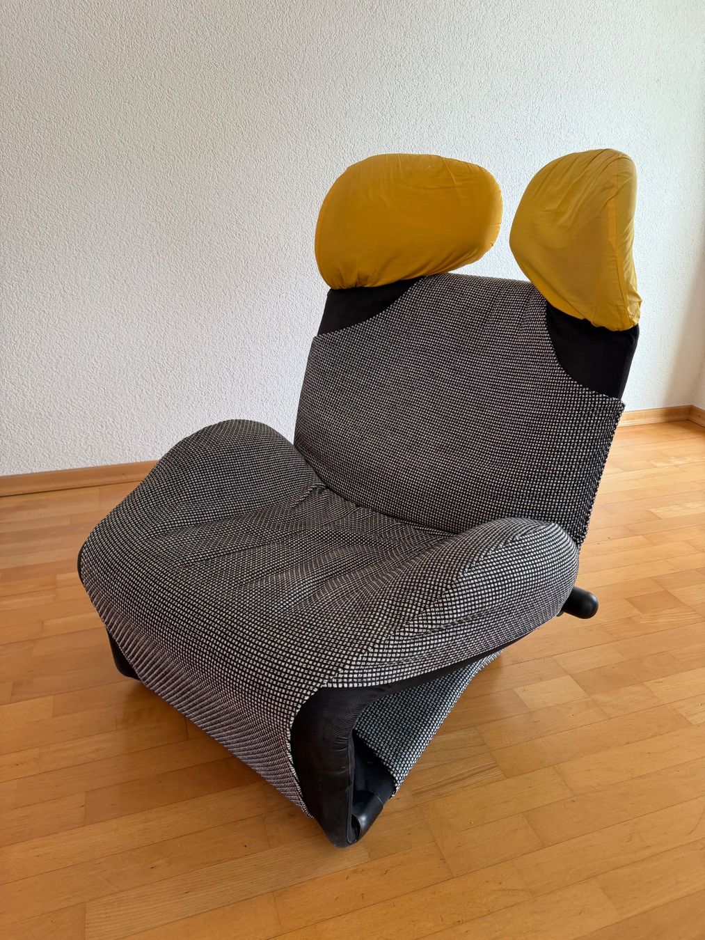 Cassina Sessel: Cassina Wink-Sessel – Gebraucht aus Aarau von marktheshark