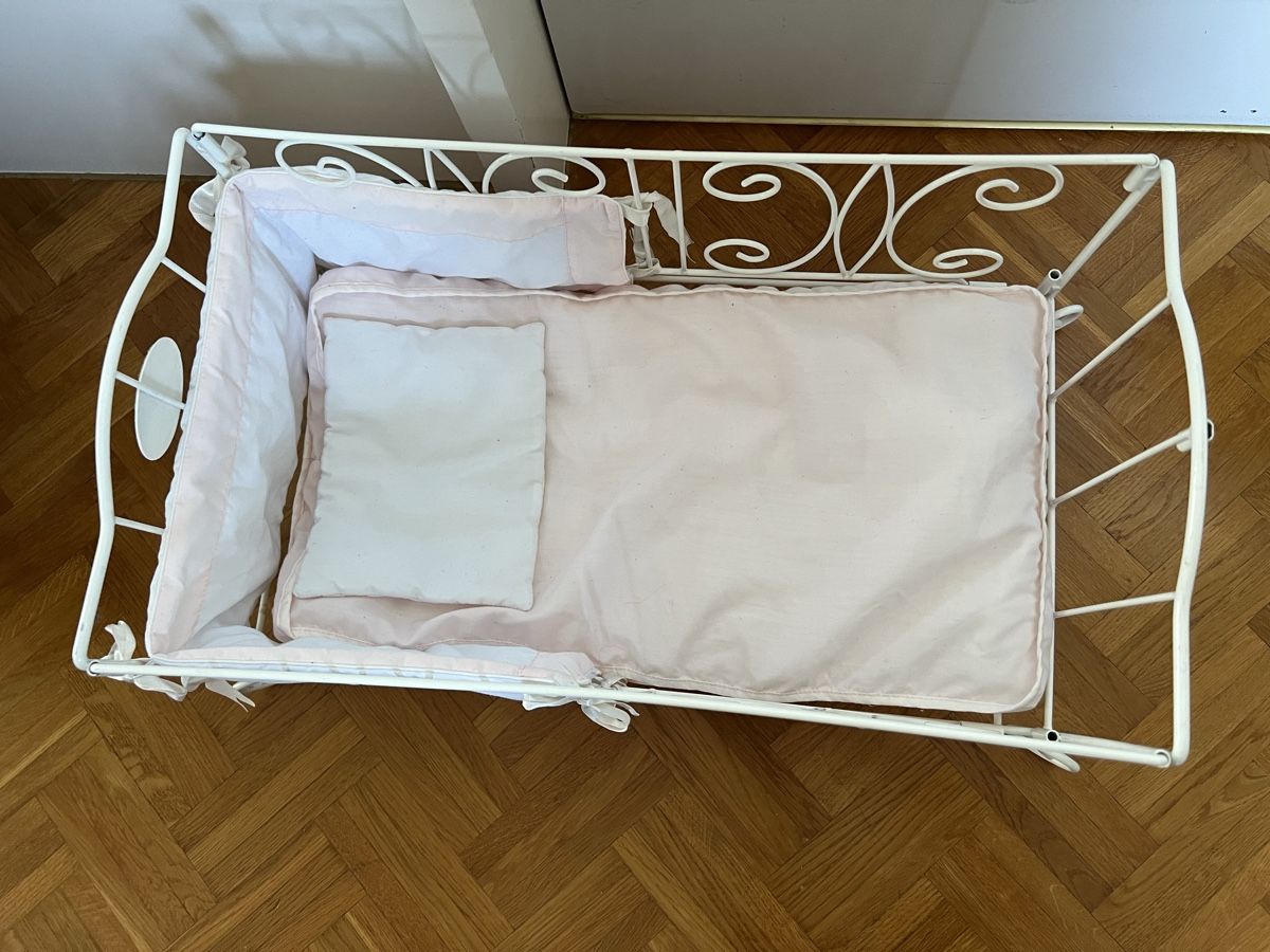 Puppen: Baby Annabell Puppenbett – Gebraucht aus Flawil von SMG13 1