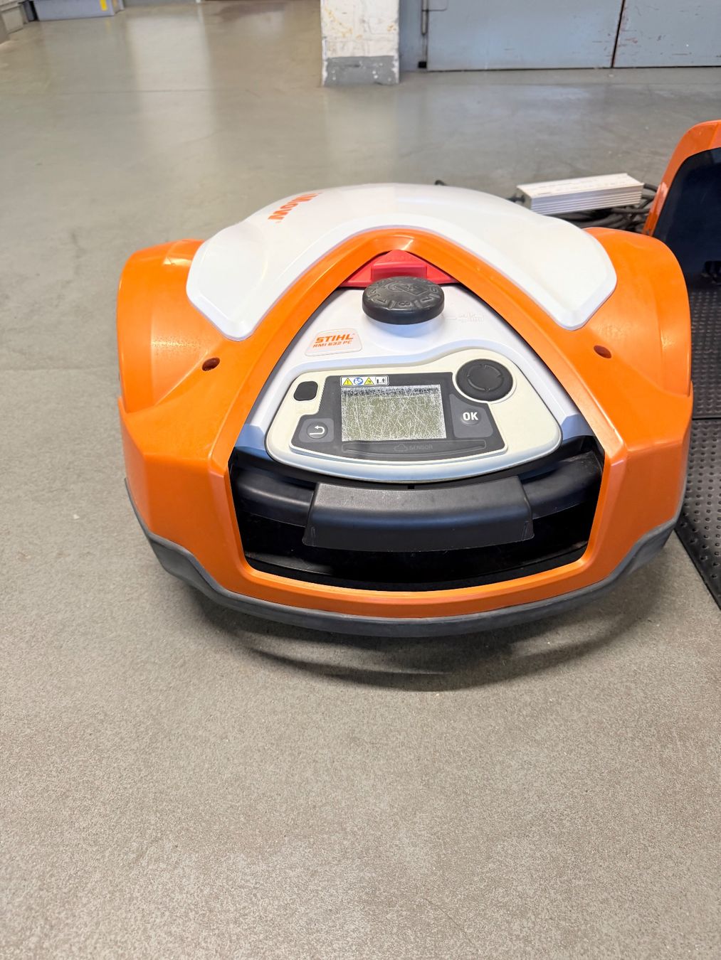 Stihl Tagliaerba: Stihl RMI 632 PC Rasenmähroboter – Usato da Lenzburg venduto da billistar 1
