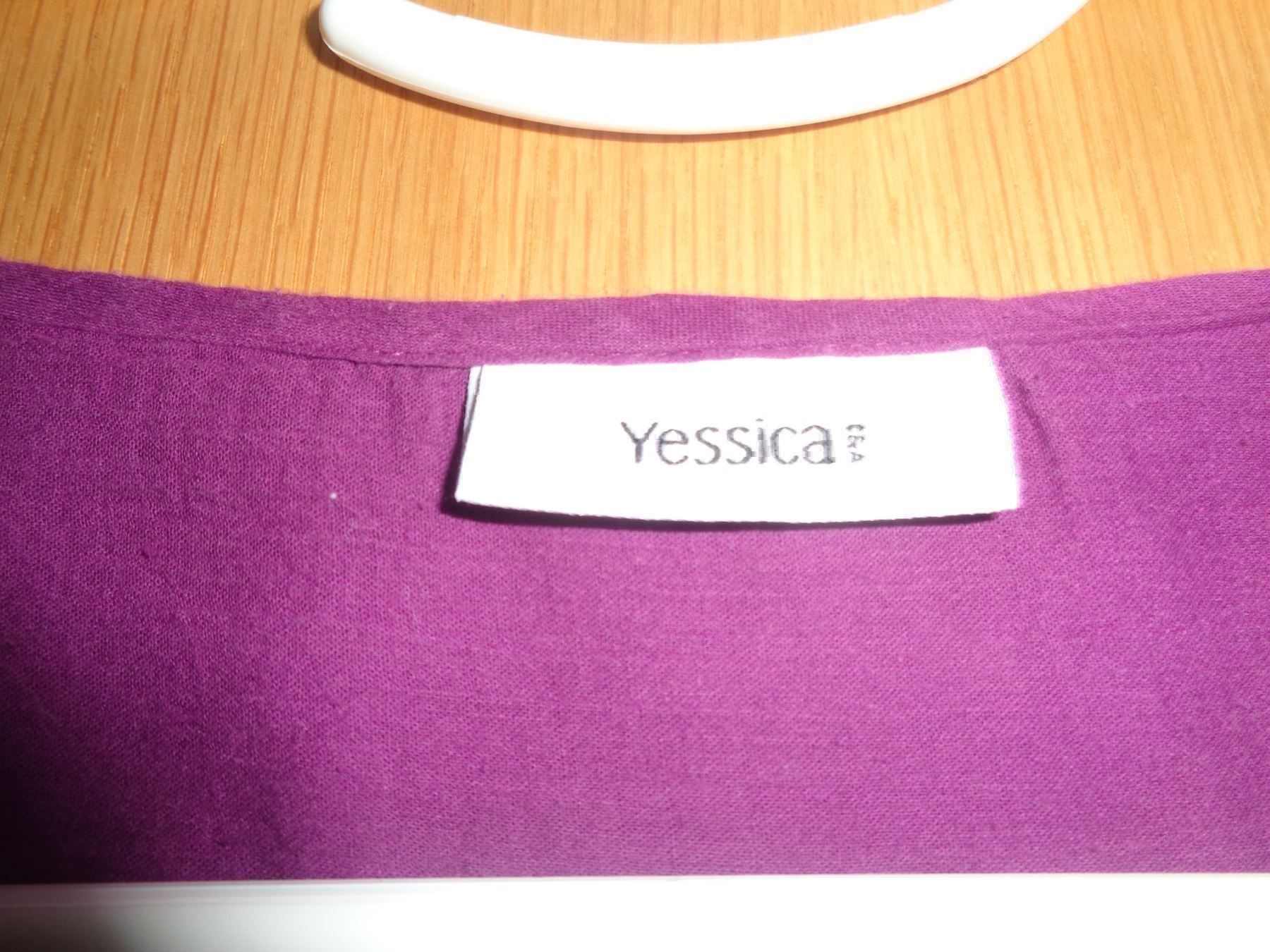 Blusen: Bluse von Yessica – Gebraucht aus Appenzell Enggenh. von vario414 1