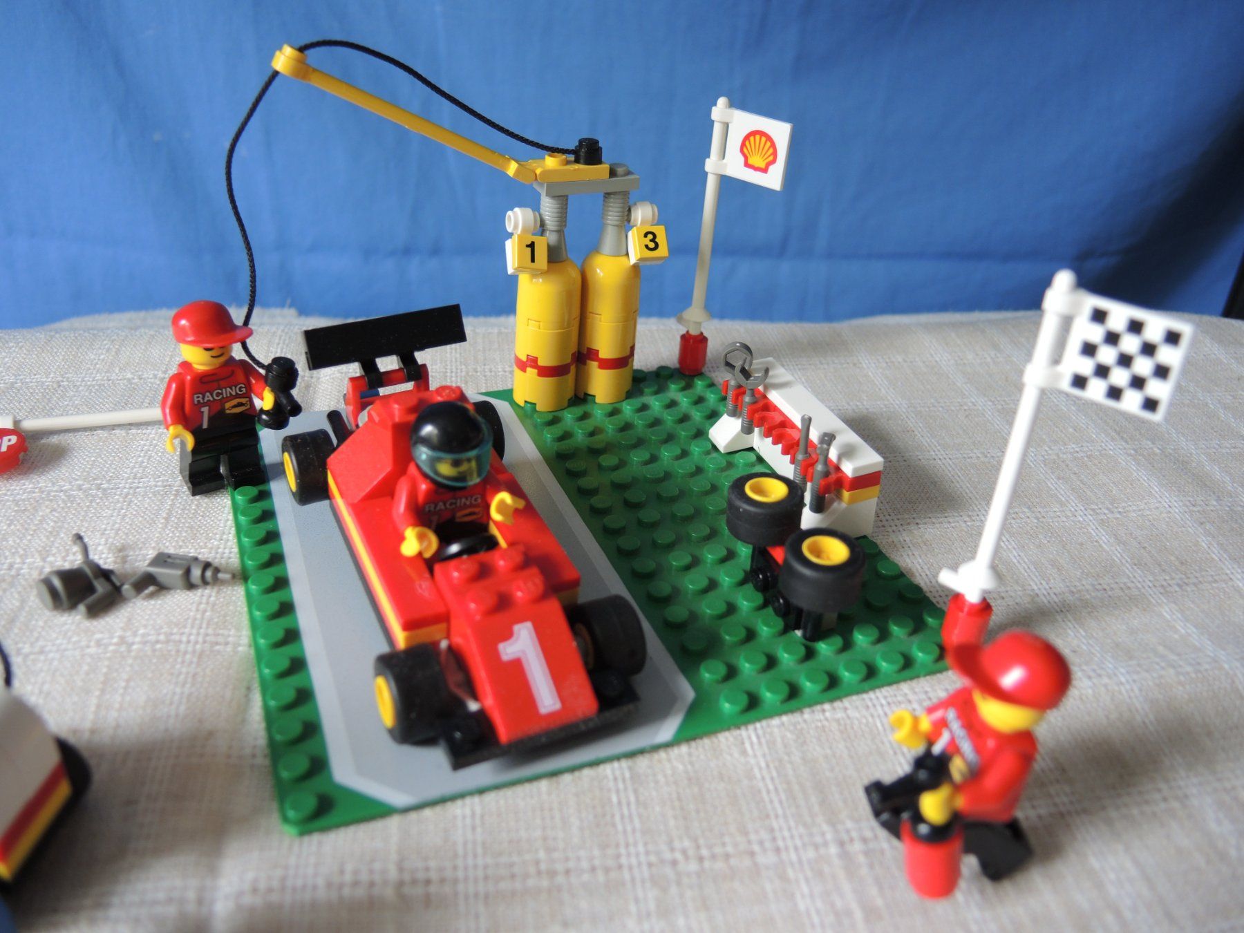 Lego Spielzeuge: Formula1 Pit Stop, Shell Promoset 2554 (1998) – Gebraucht aus Burgdorf von ursla50 3