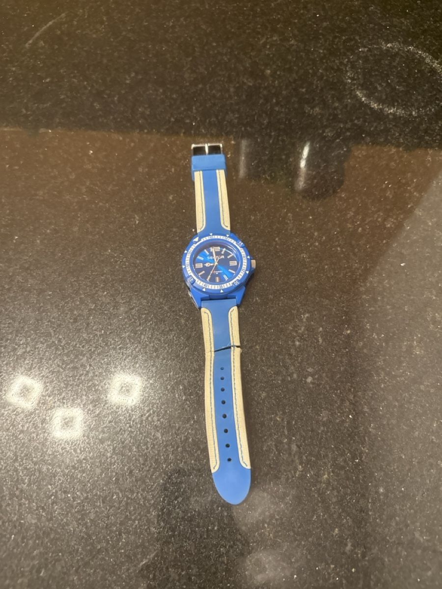 Sector Montres: Sector Uhr  – D'occasion à Niedergösgen par Siria12