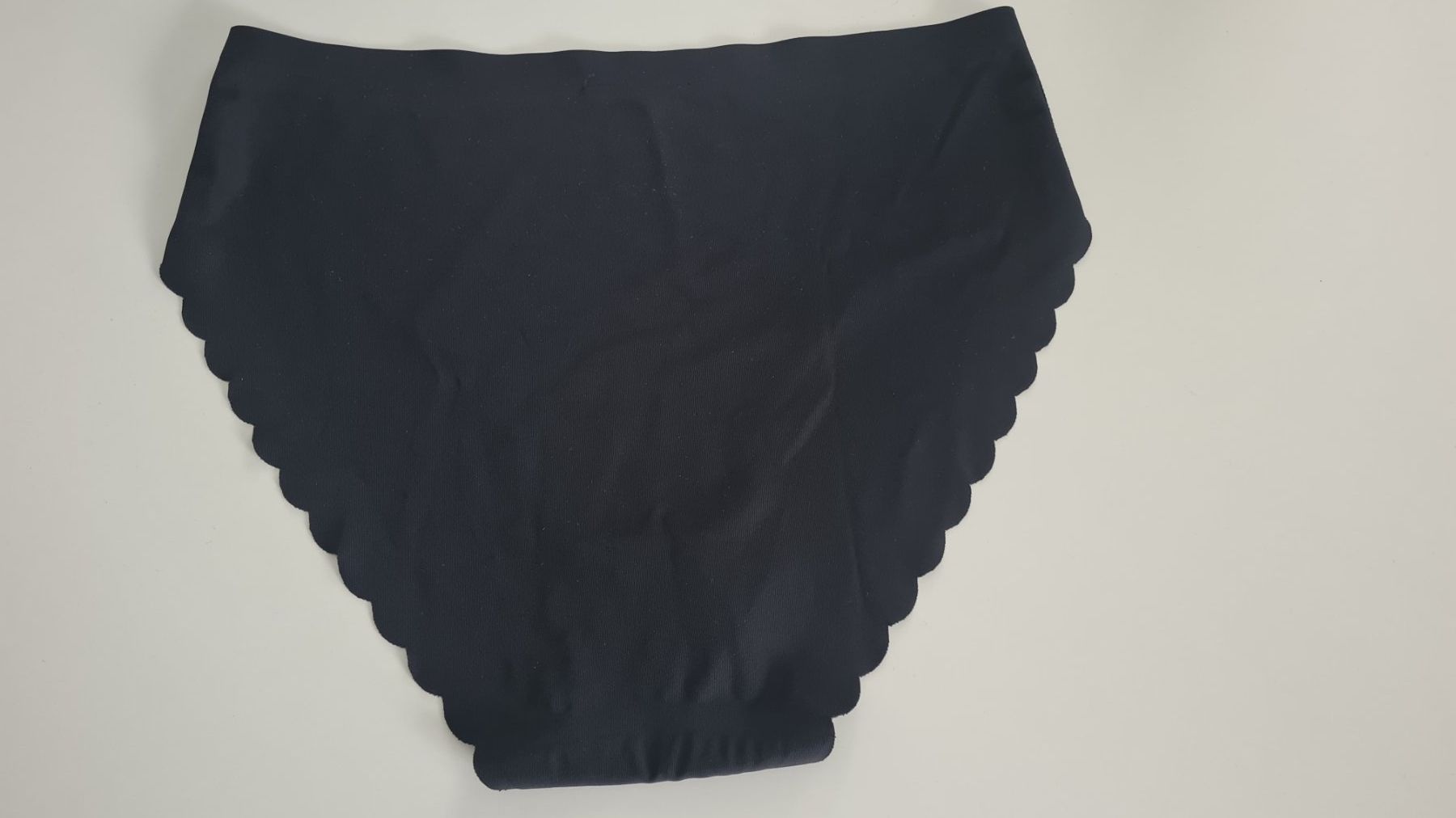 Altra biancheria intima: Hipster Zero Invisible, Gr. XL,  Schwarz – Usato da Mezzovico venduto da maemy 3