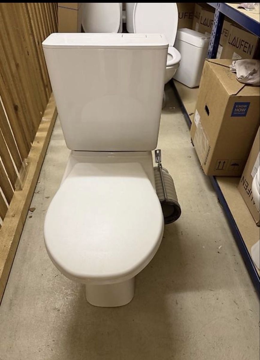 Laufen WC: stand wc laufen  – Gebraucht aus sargans von arbon- 1