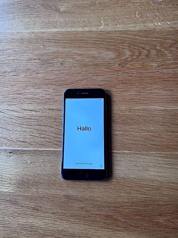 Telefoni cellulari / Smartphones: Iphone 6 64GB – Usato da Kallnach venduto da Groey
