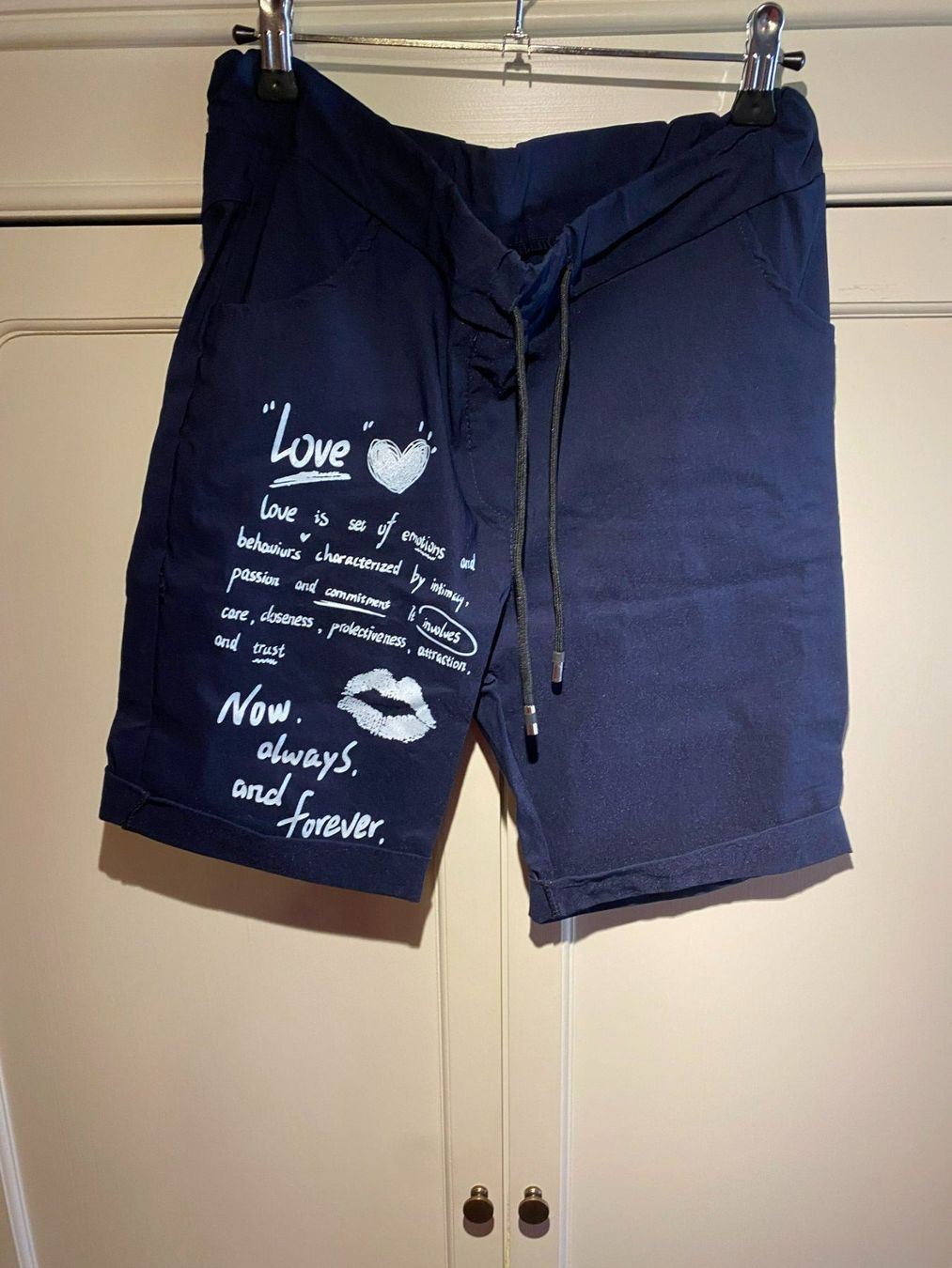 Pantaloni: KURZE HOSEN DAMEN,DUNKELBLAU – Nuovo e nell'imballaggio originale da Meienried venduto da ManuelaBoutique