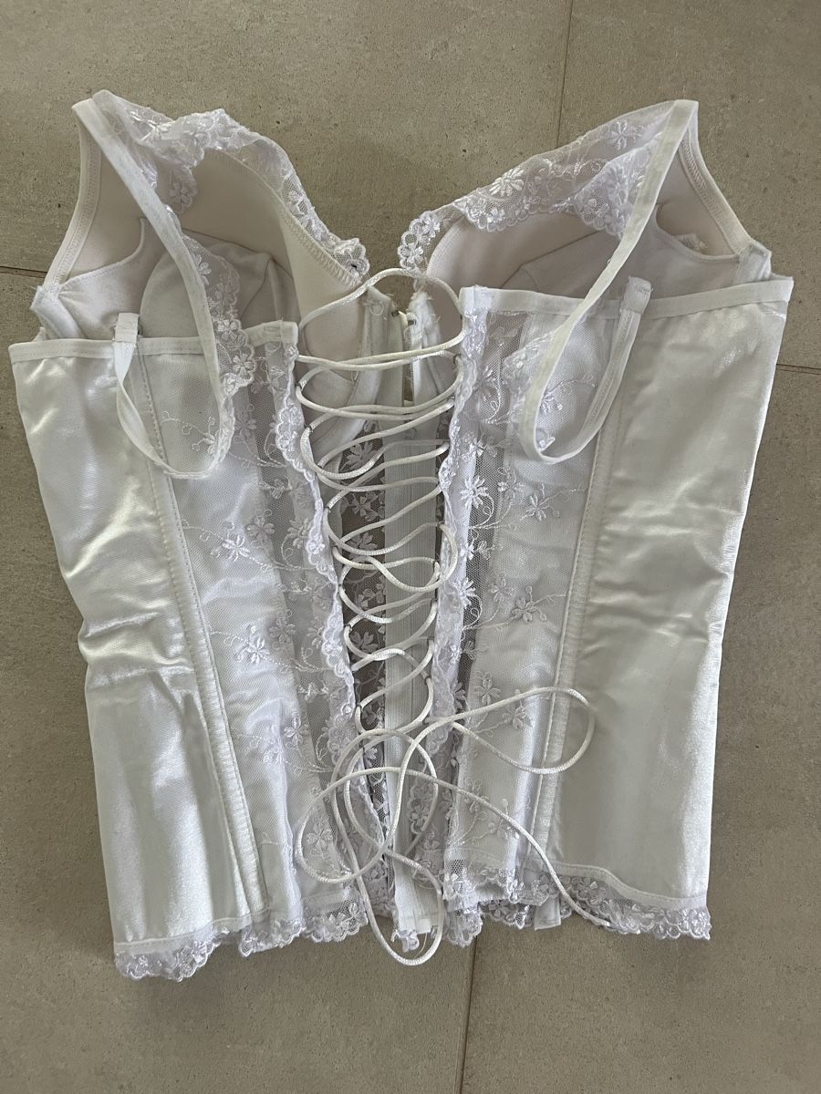 Altra biancheria intima: Corsage – Nuovo (secondo la descrizione) da Schönenberg ZH venduto da Bosh 1