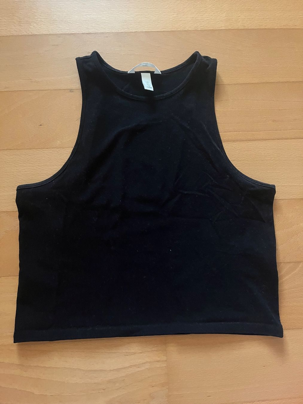 H&M Top: Basic Top schwarz - H&M (L) – Nuovo (secondo la descrizione) da Wallenried venduto da nfe_2xn6