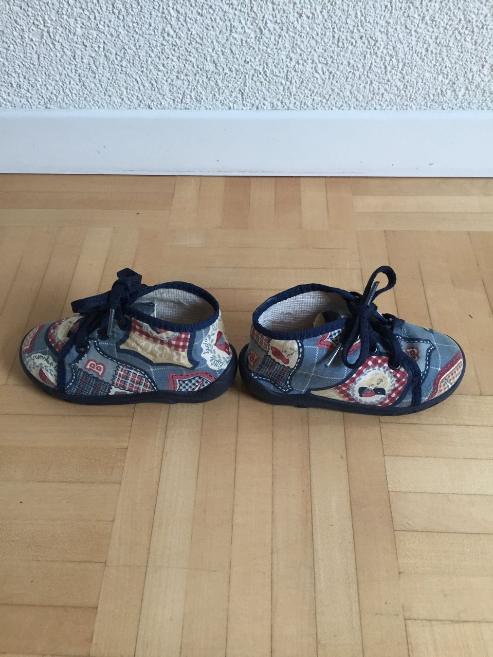 Scarpe per ragazzi: Kinderschuhe, Grösse 22 – Usato da Dietikon venduto da Klopfer05 2