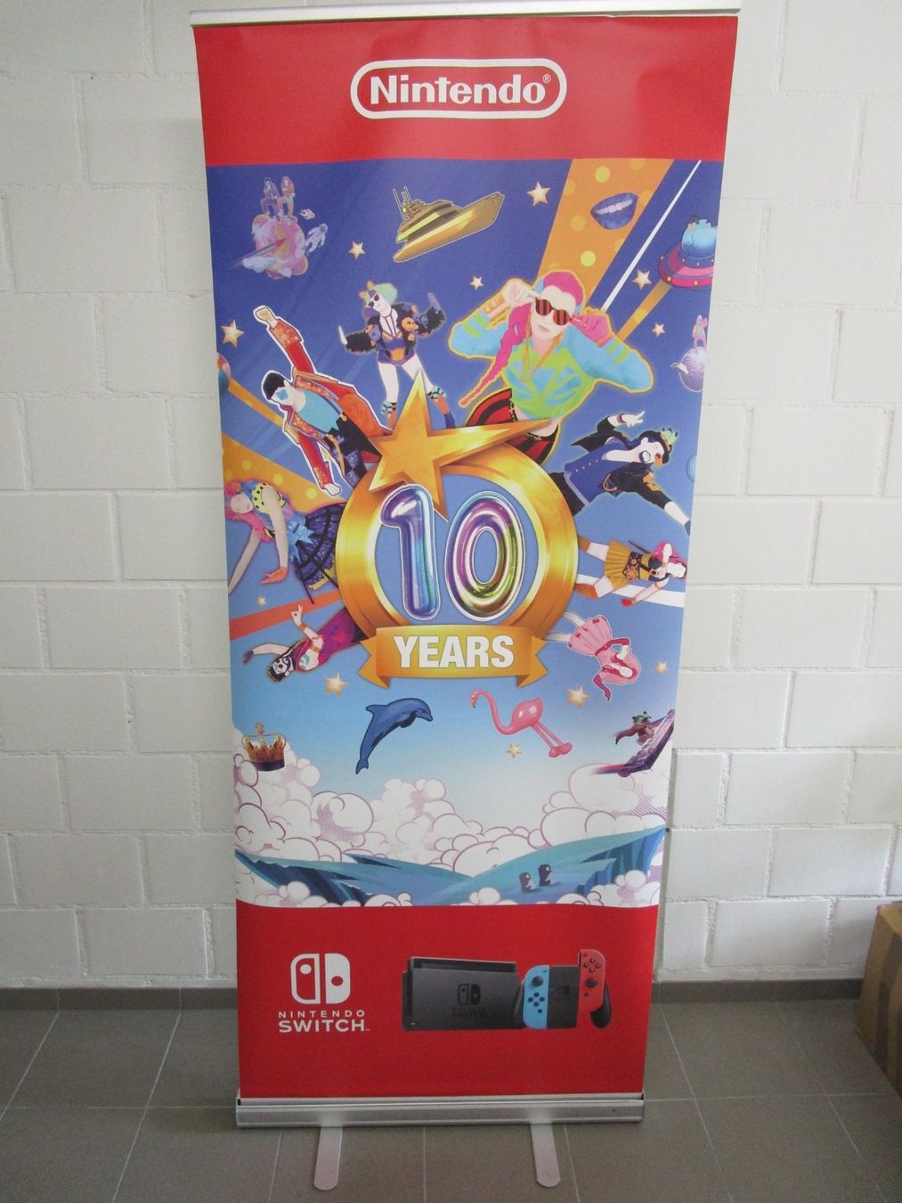 Giochi: Roll-Up Werbebanner Just Dance 10 Years Nintendo Switch – Usato da Goldau venduto da agestuffer