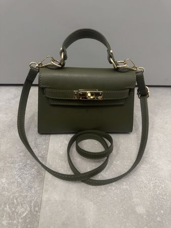 Petit sac à main en cuir vert kaki avec bandoulière