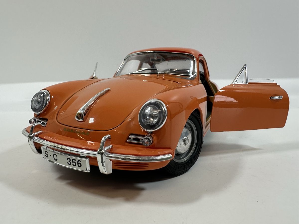Bburago Modellautos: Porsche 356 B 1:18, orange, BBURAGO – Gebraucht aus Zofingen von rf9_x2xt 9