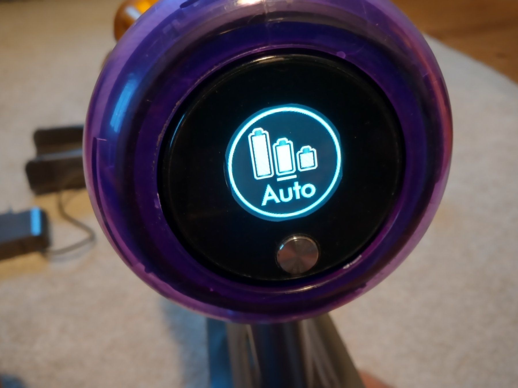 Dyson Aspirateurs & Accessoires: Handstaubsauger Dyson V15 – Défectueux à Prez-vers-Siviriez par Monija70 6