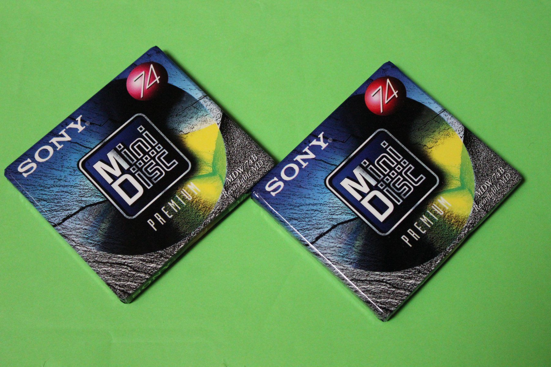 Sony Minidisc: 2 SONY Mini-Disc Premium 74 Minuten originalverpackt – Neu und originalverpackt aus Tübach von JamesStone 1