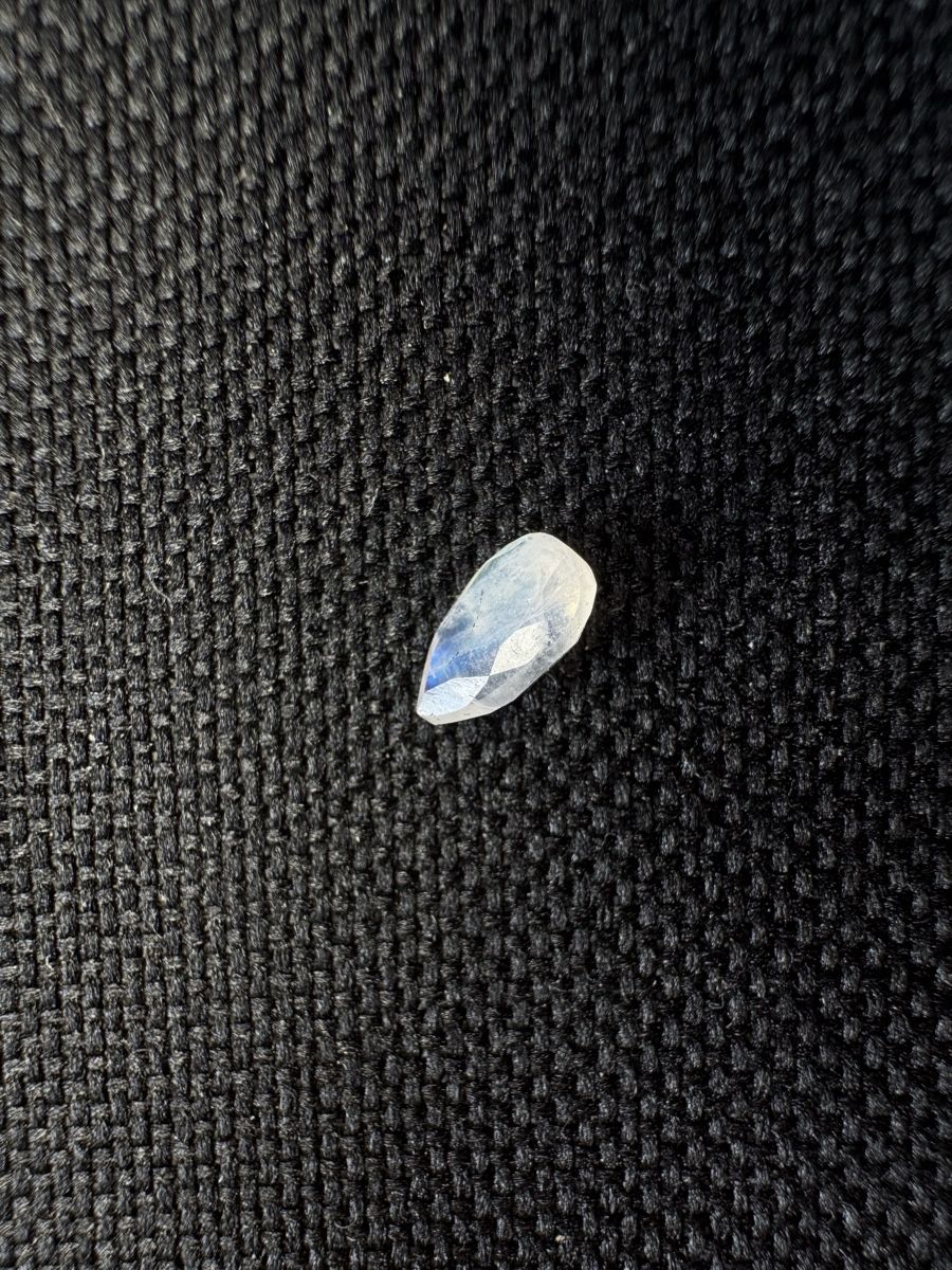 Pietre preziose: Mondstein 0,75ct – Nuovo e nell'imballaggio originale da Wängi venduto da Horus90 2