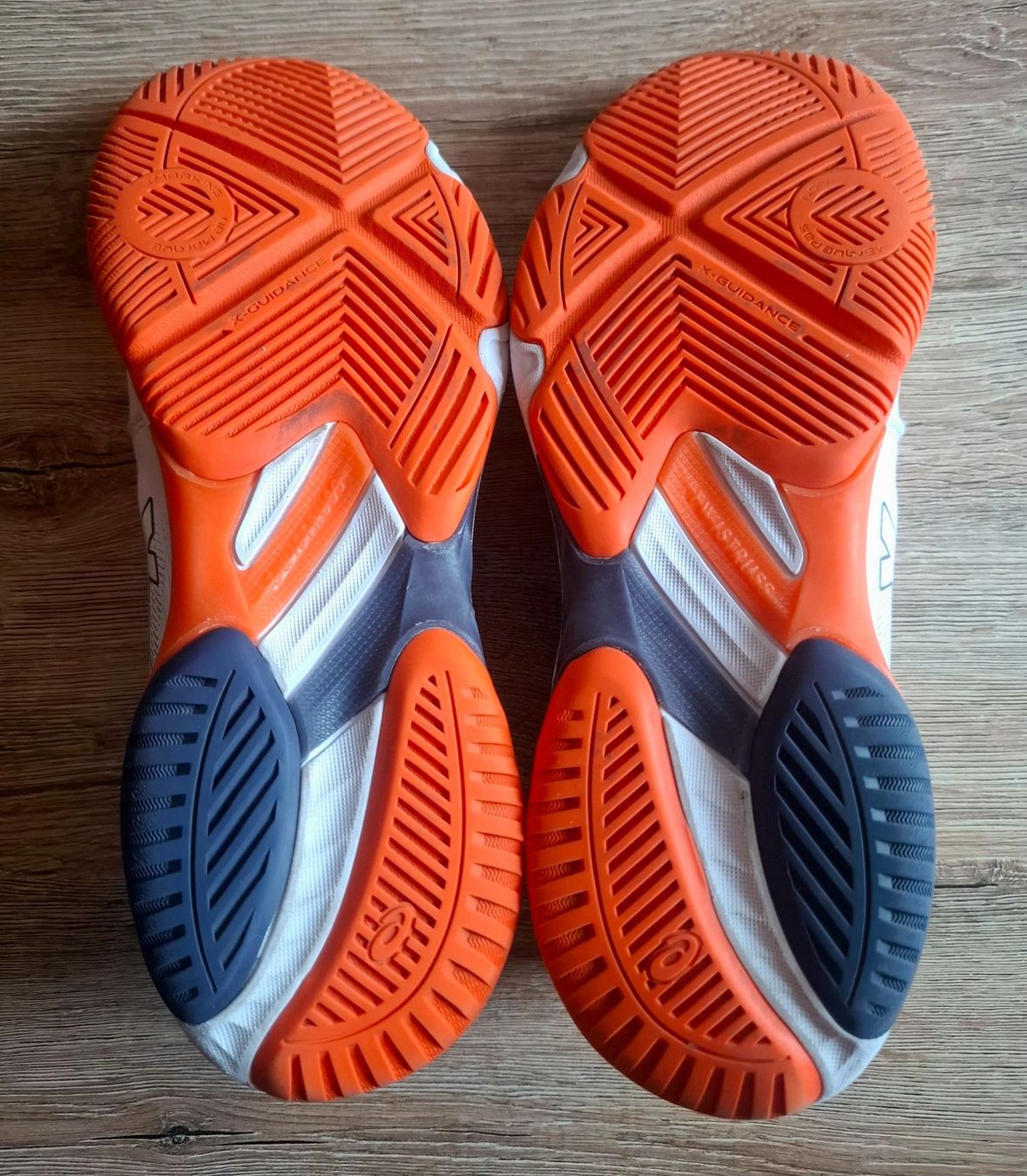 Asics Scarpe da uomo: Asics Schuhe 40,5 – Usato da Buttisholz venduto da valiuga 2