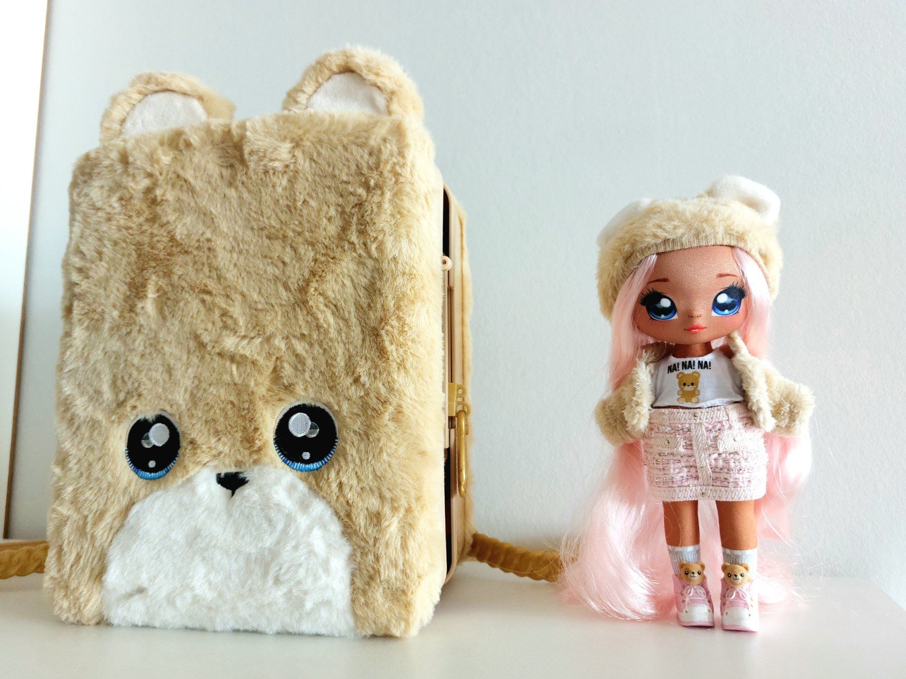 MGA Puppen: Poupée NA NA NA Surprise Backpack Bedroom – Gebraucht aus Genève von anam44 6